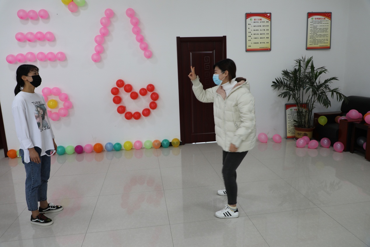 211590047795437541.jpeg 妇女节2.jpg